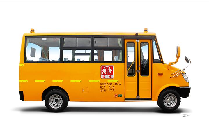 校車.jpg